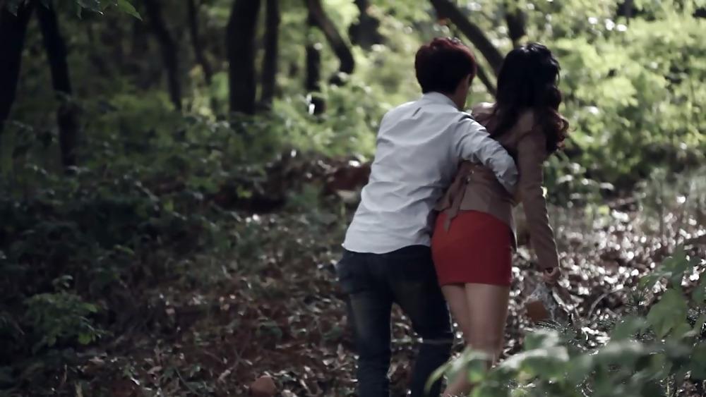 22P Korean girl fucked in public