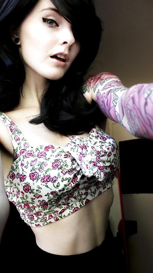 25P TATTOOS DANCING THROUGH MY HEAD...3