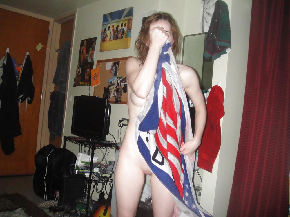 8P Fucking Nerdy Teen Girlfriend in Dorms