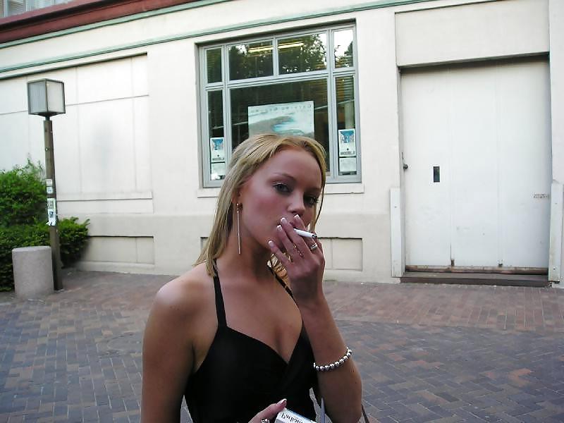 25P Smoking Fetish 