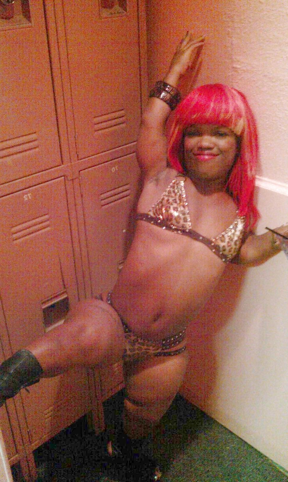 25P Black Midget Stripper