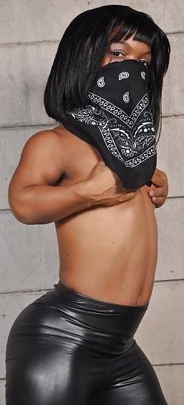 25P Black Midget Stripper