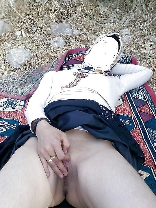25P Hot Turkey #35 (Turkish teens milfs moms mature slut wives)