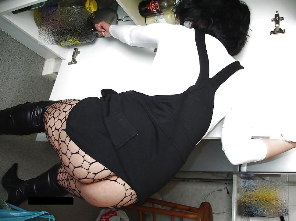 25P Hot Turkey #35 (Turkish teens milfs moms mature slut wives)