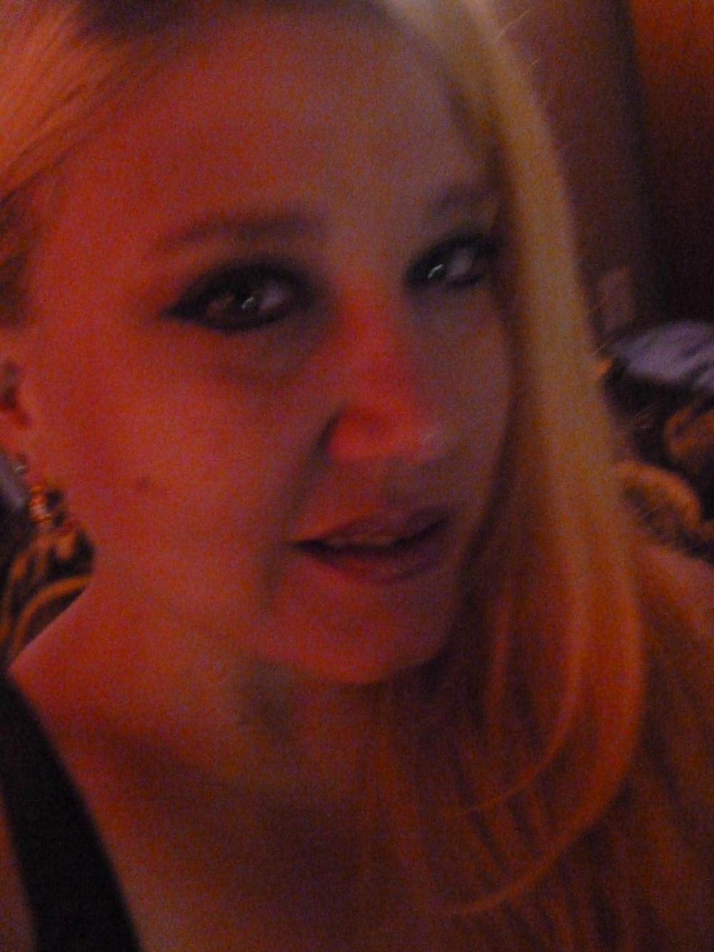 25P Deana Minaj hot bbw getting naughty in bra and panties 