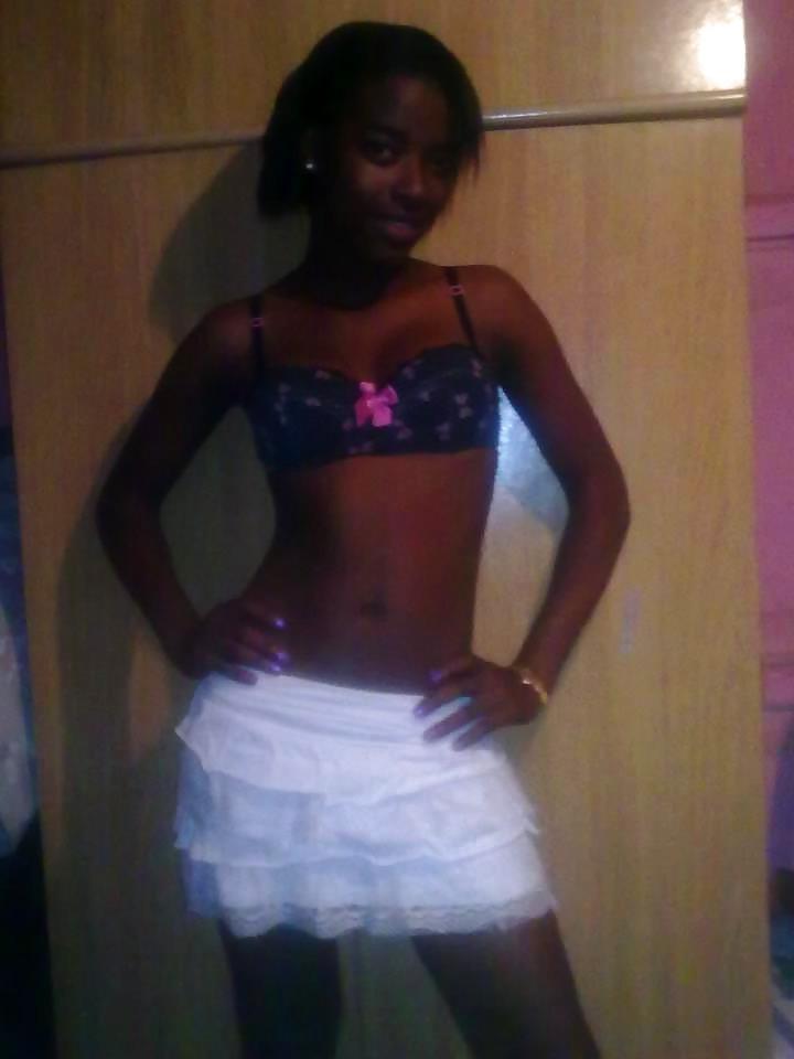 24P MES SALOPES BLACK 4 DE FACEBOOK