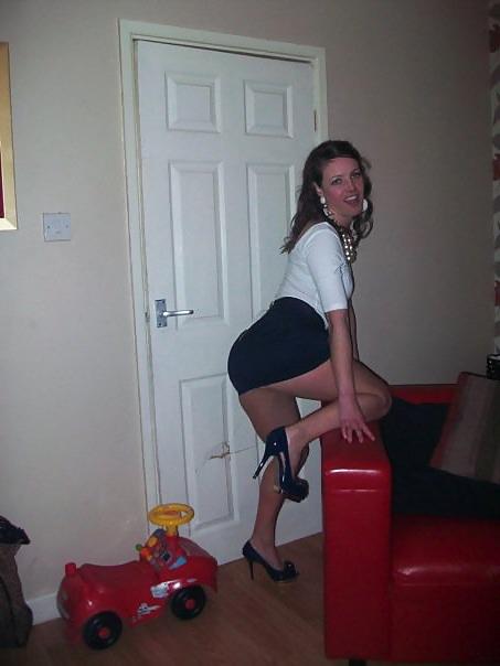16P British Dawn Halligan Leeds Wants Anal