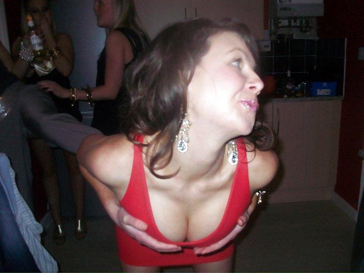 13P British Lady In Red From Leeds Do You No Her?