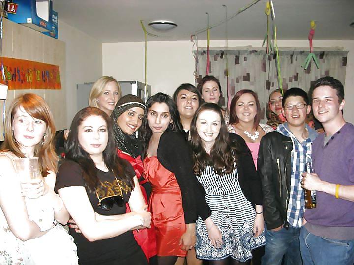 12P Turkish Girls