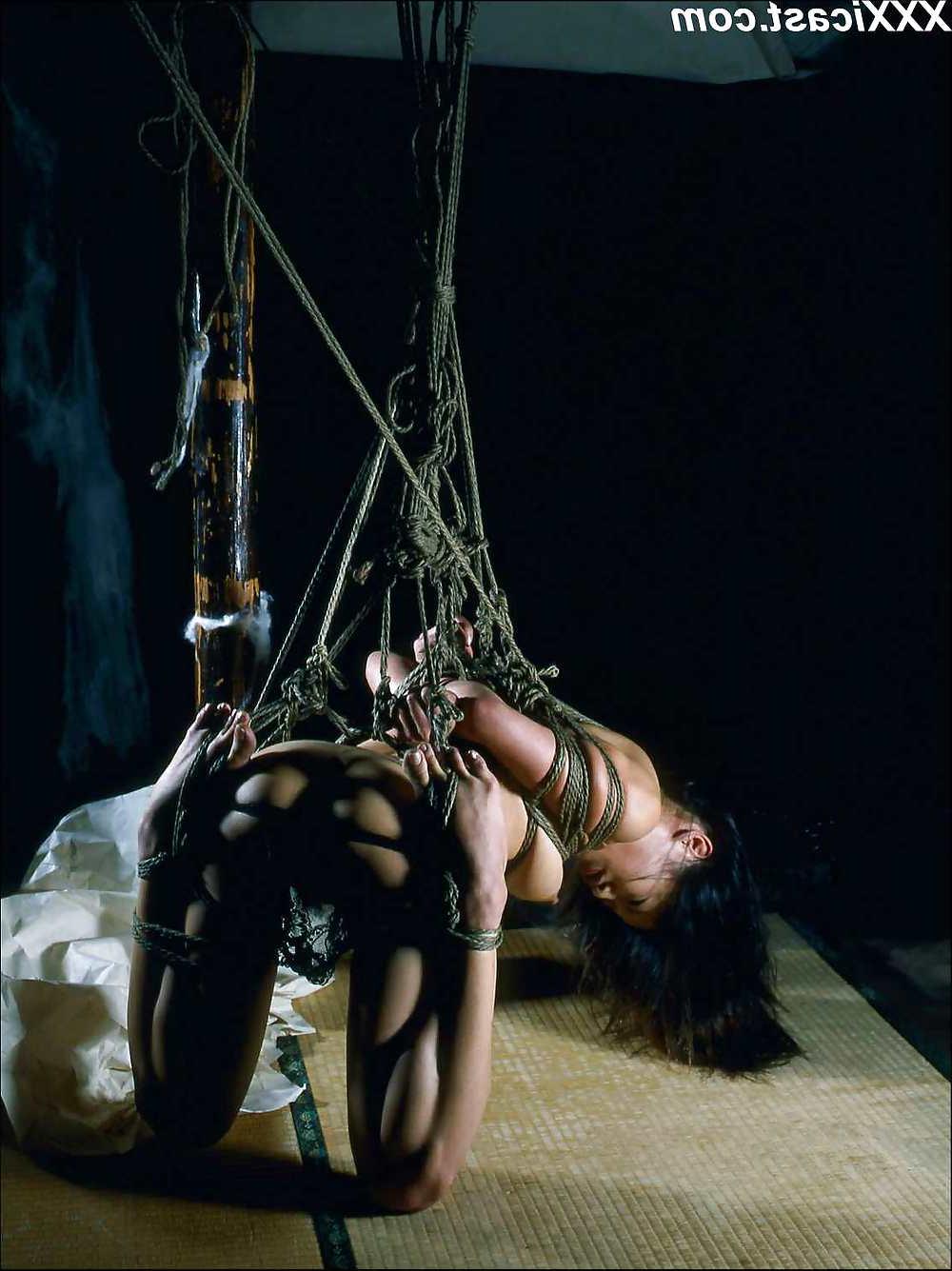 25P Exotisches asiatisches Seil-Bondage