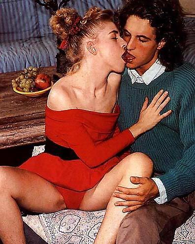 25P Retro Couples Fucking