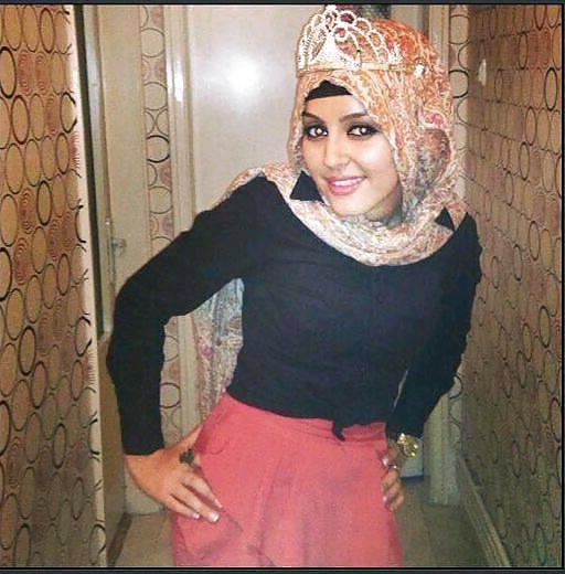 21P Turkish hijab 