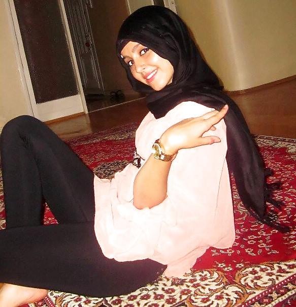 21P Turkish hijab 