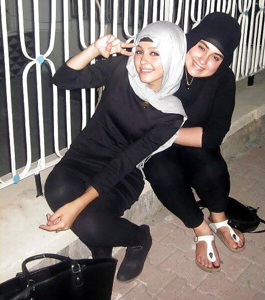 21P Turkish hijab 