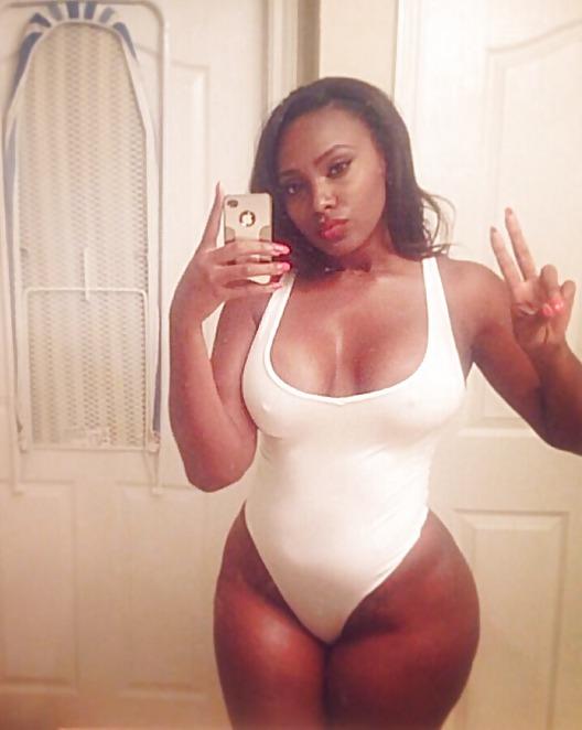 25P Briana Bette: Black Hips & ASS - Ameman