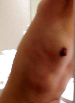 25P Asian MILF Pussy Gap shots