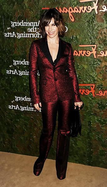25P Evangeline Lilly HOT 'n' SEXY in shiny-glitter red