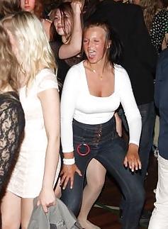 10P Danish teens-47-party  