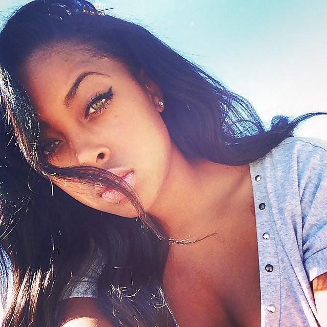 25P Beautiful Mix of Black Girls