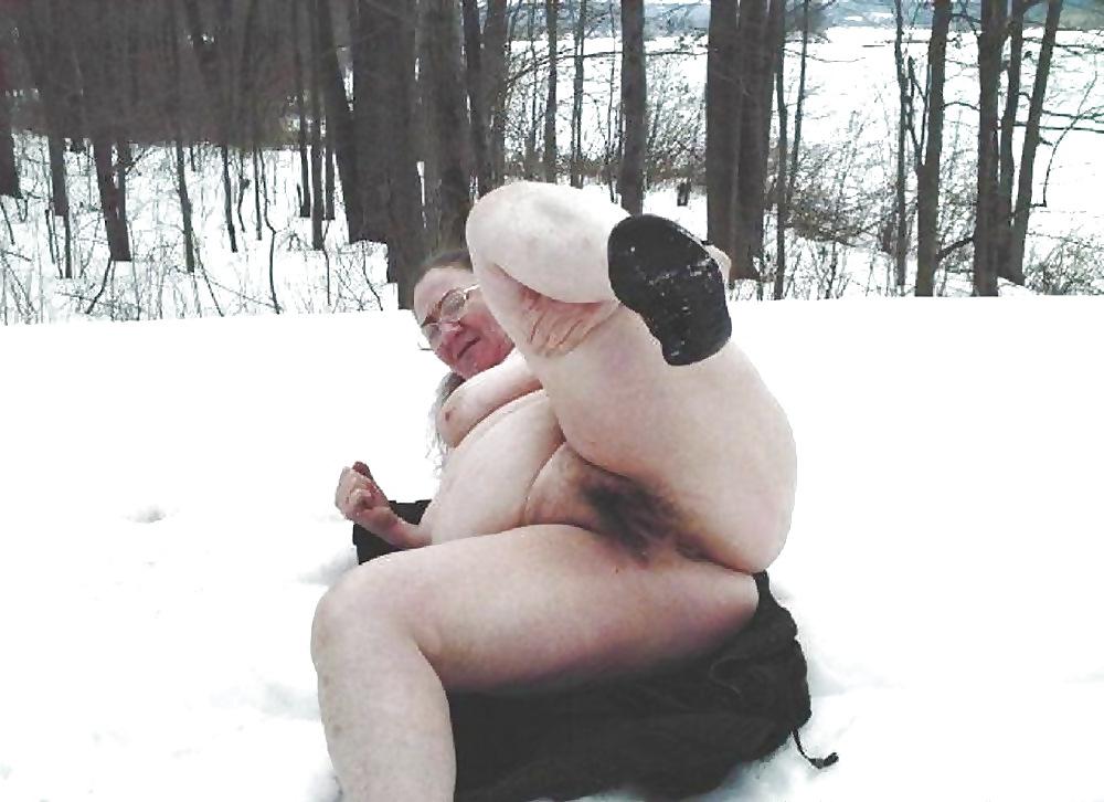 24P My fav bbw leg spread 1