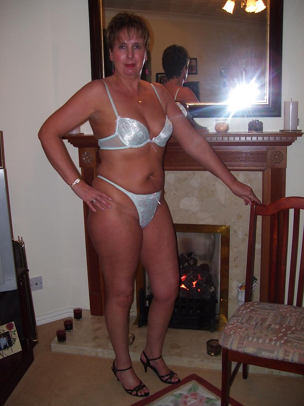 9P British Elaine 