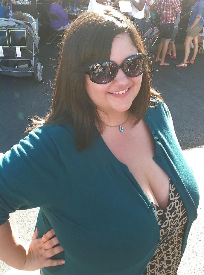 25P BBW Cleavage Collection #13