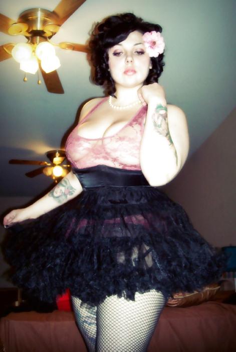 20P Curvy, Busty, BBW and Chubby - 7