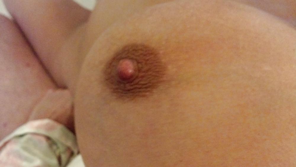 25P Sucking hubby in the kitchen