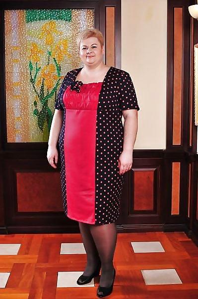 19P Lovely Dressed mature bbw  ladies, i want to kiss them!