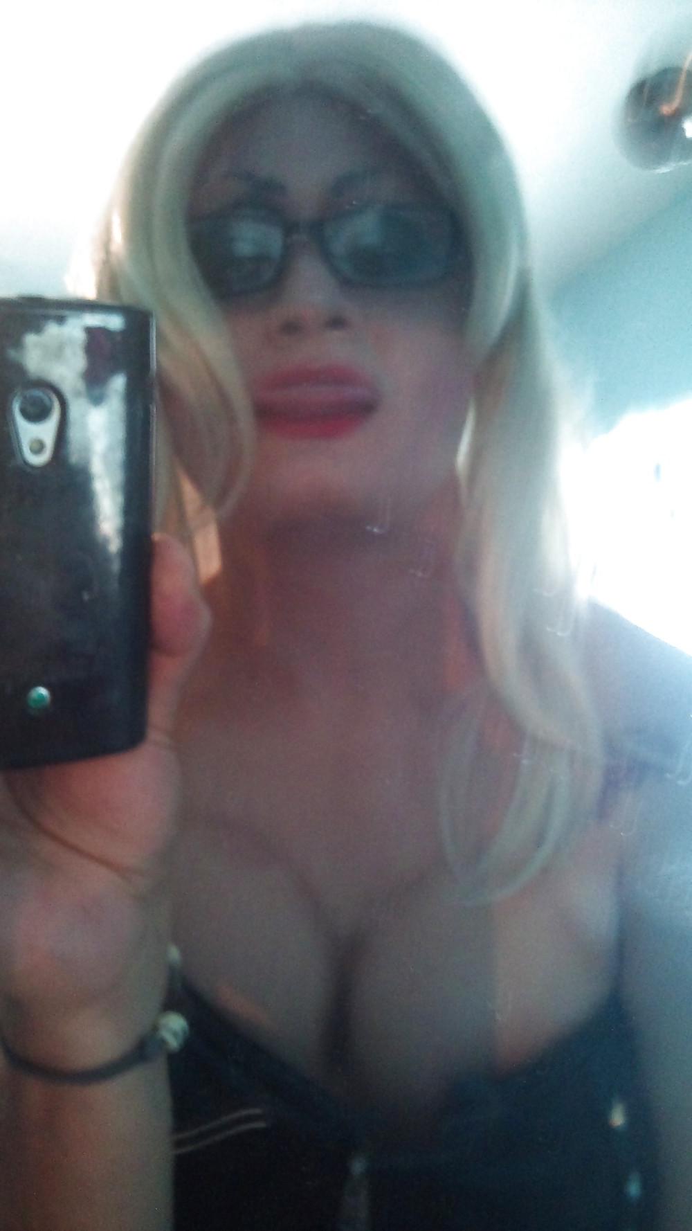18P Tranny in Gothic
