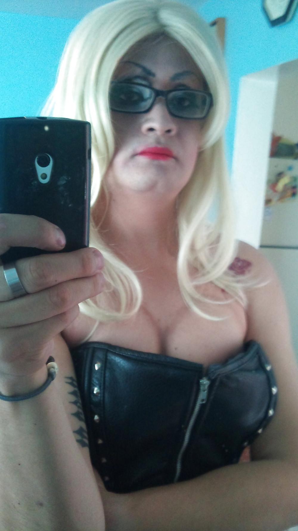 18P Tranny in Gothic