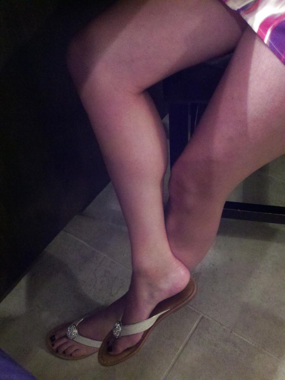 16P Feet and Legs