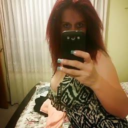 5P Cougar cleavage