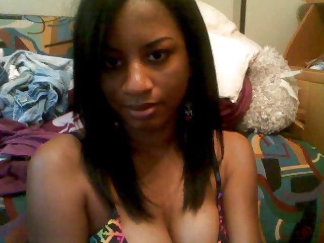 13P Black girl on skype