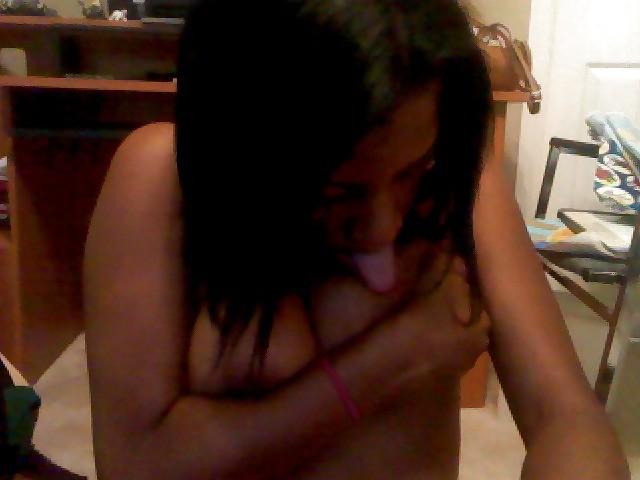 13P Black girl on skype