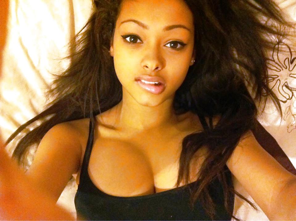 25P Beautiful HOT Black Girls 2