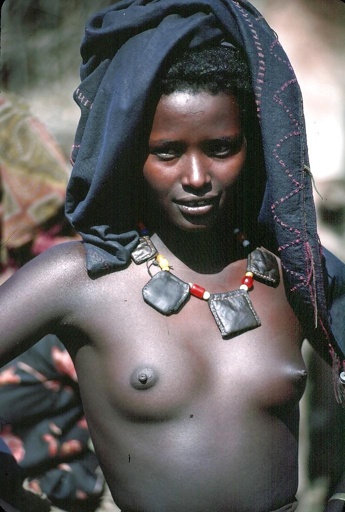 25P From the Moshe Files: Black Beauties