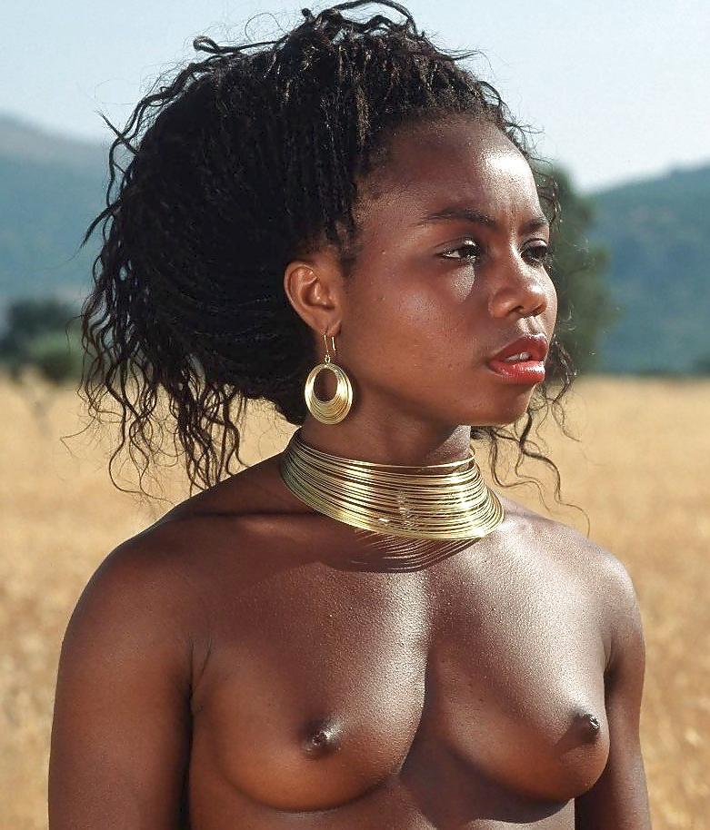 25P From the Moshe Files: Black Beauties