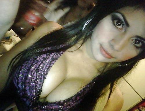 25P Wow gorgeous latina