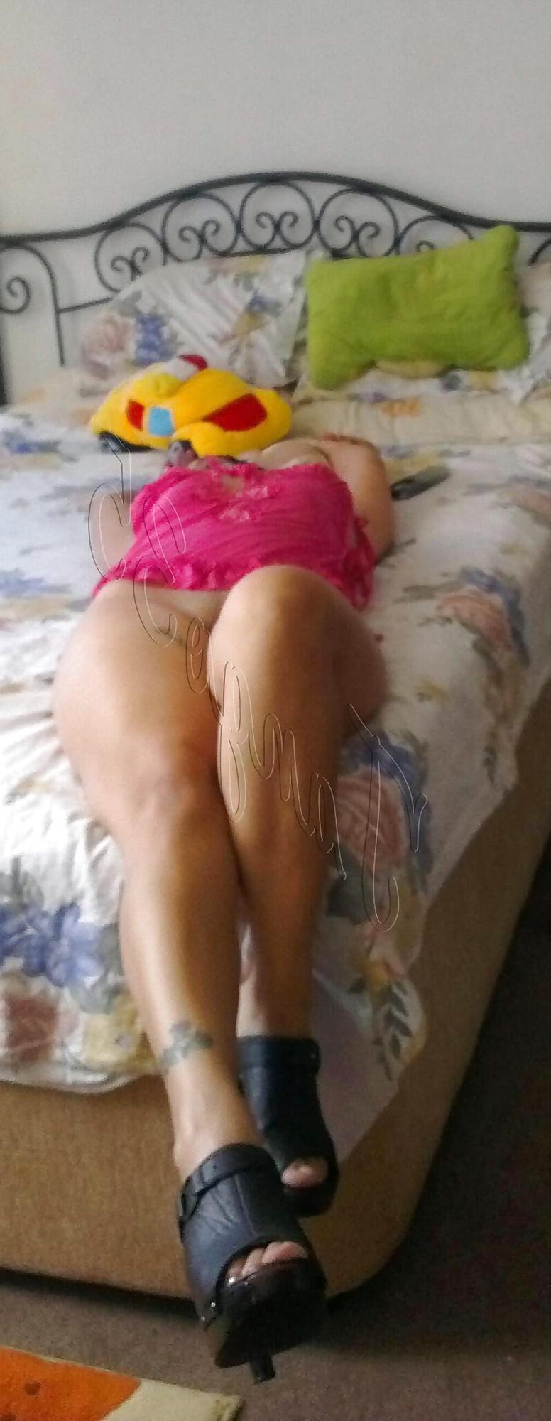 25P Turkish Slut Gunes