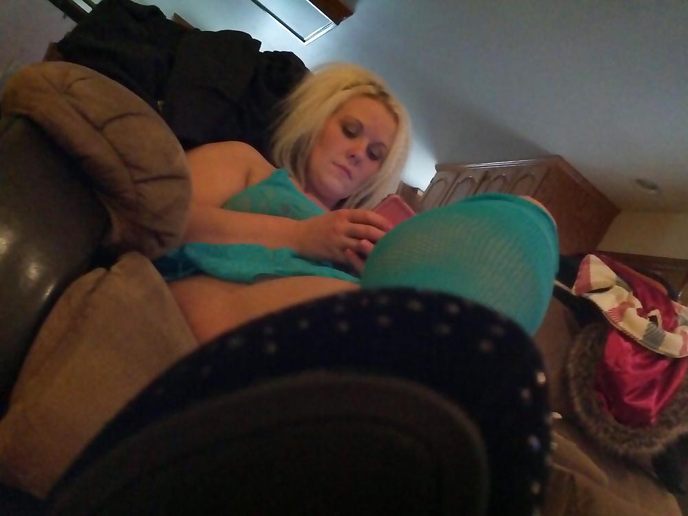 25P Nikki lee in turquoise lace....