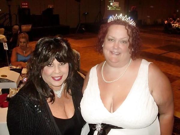 25P BBW Cleavage Collection #18