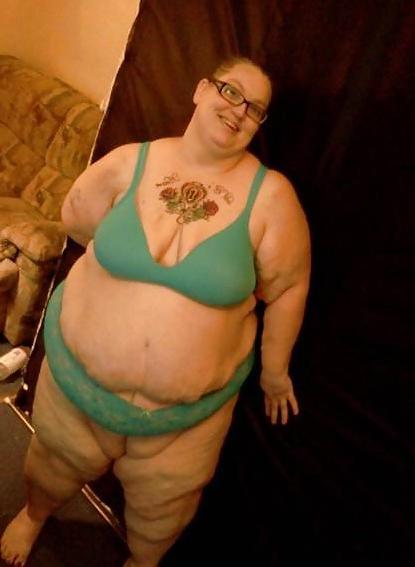 25P BBW Cleavage Collection #19