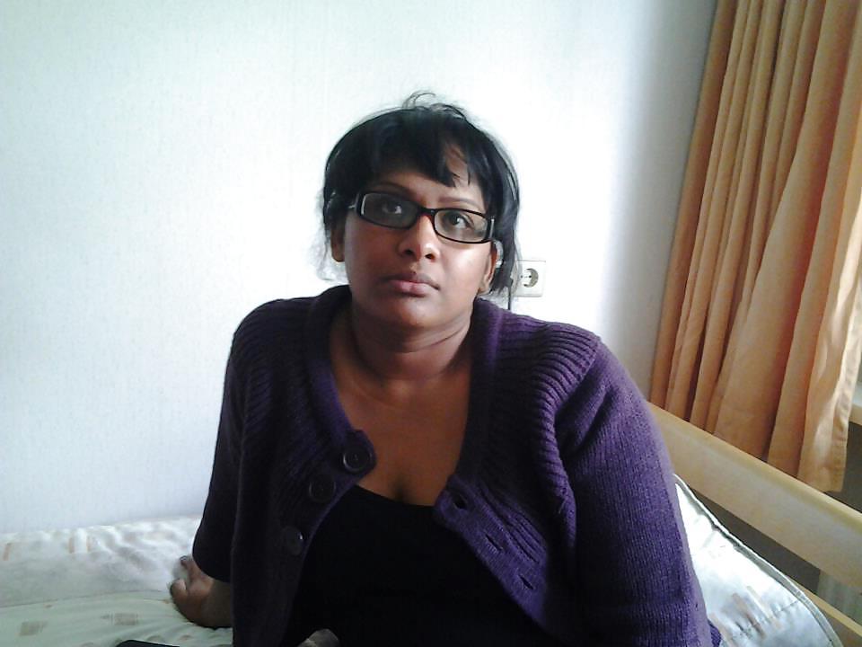 8P Black Mommy Wants White Cocks