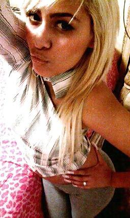 25P Gorgeous latina milf