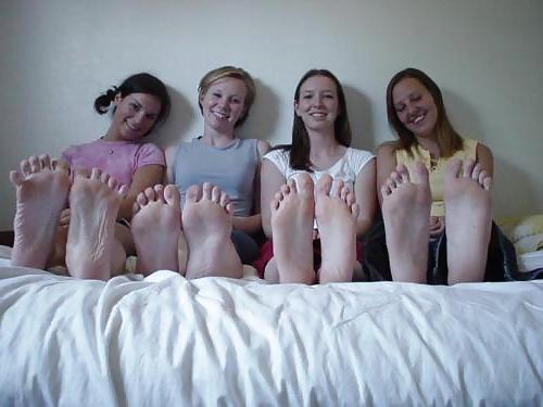 25P When two feet aren't enough for you horny fuckers