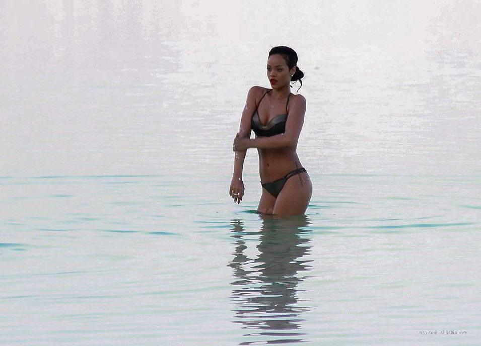 25P Black Girls #21 - (upl by Russian Roulette)
