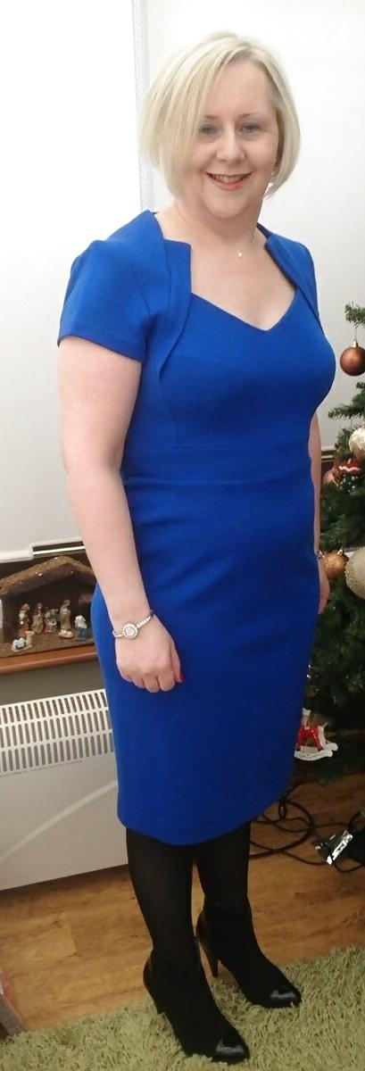 8P British Milf Bob