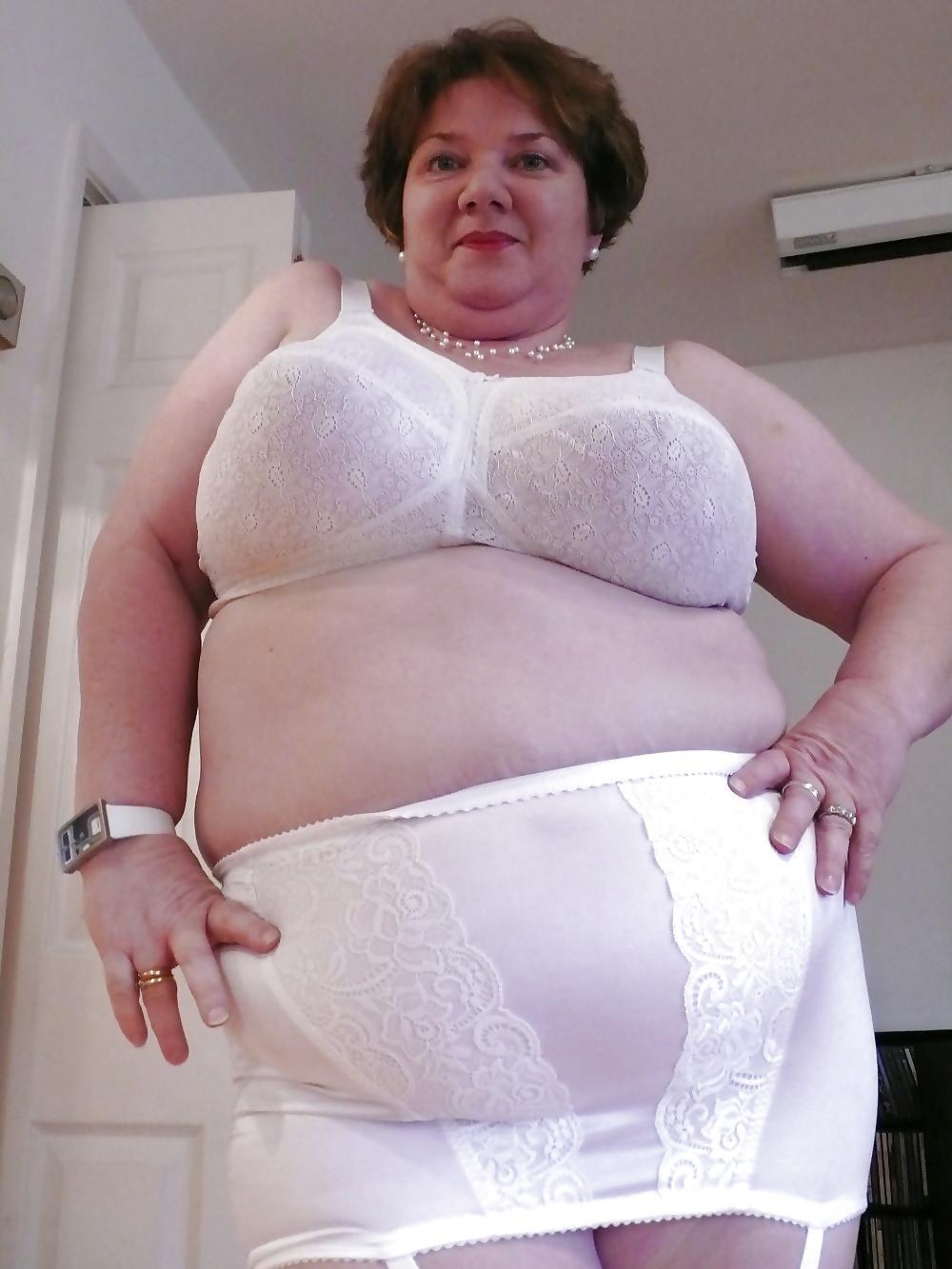 25P Mature bbw