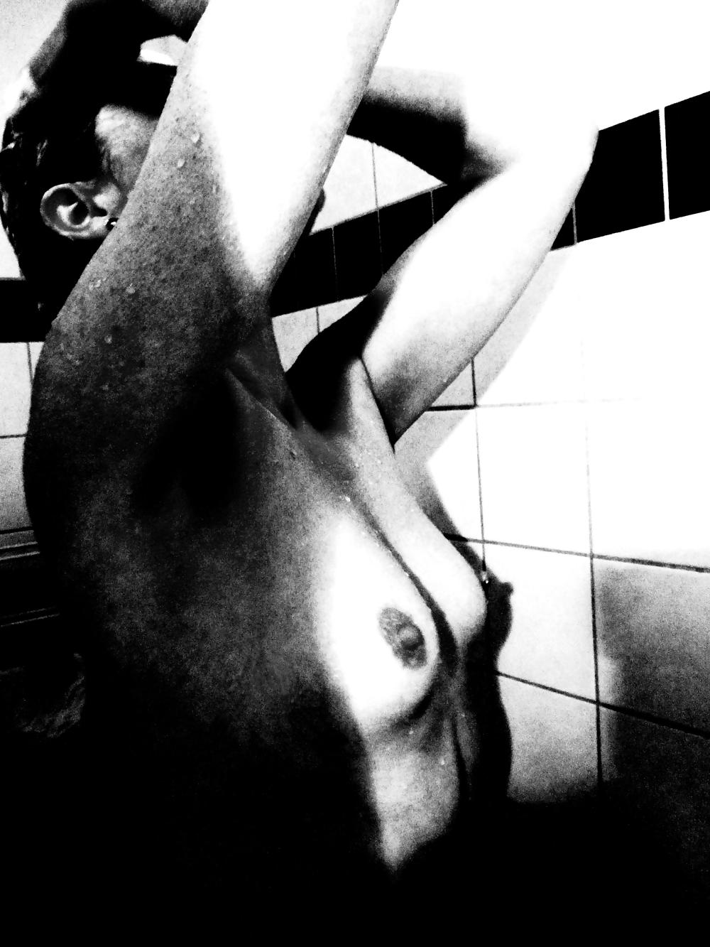 8P Under the shower